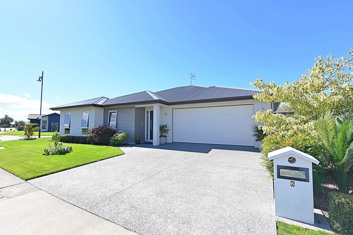 6 Kapiti Drive, Poraiti, Napier - Carousel 19