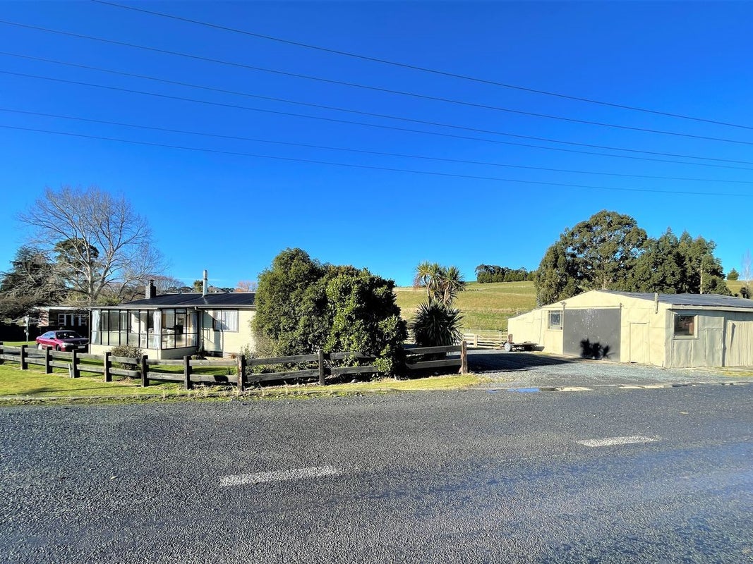 2 High Street, Kakapuaka, Balclutha - Carousel 2