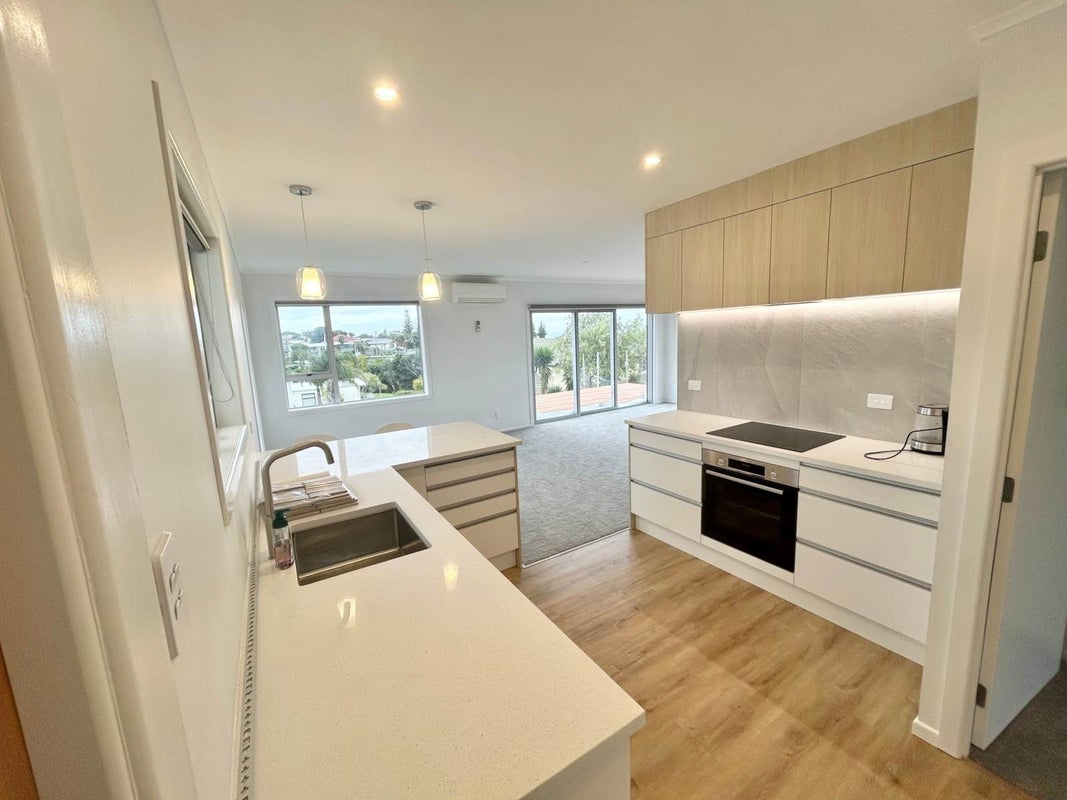 5 Brixton Road, Manly, Whangaparaoa - Carousel 1