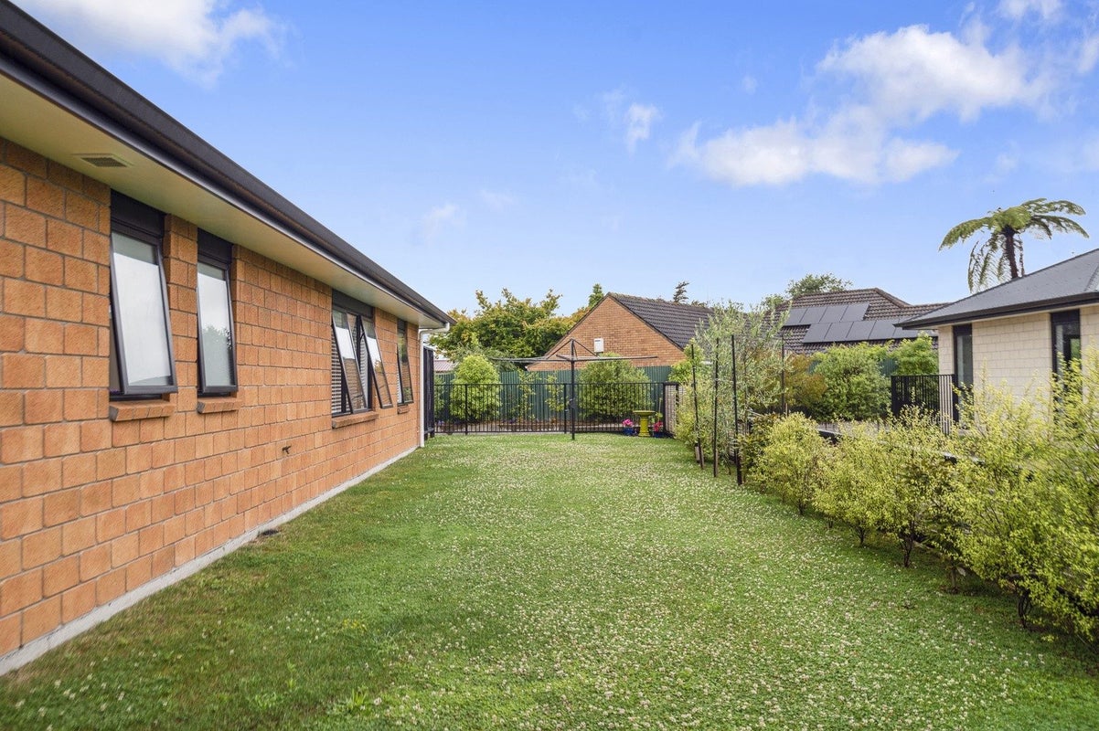 22B Mackenzie Street, Putaruru - Carousel 16