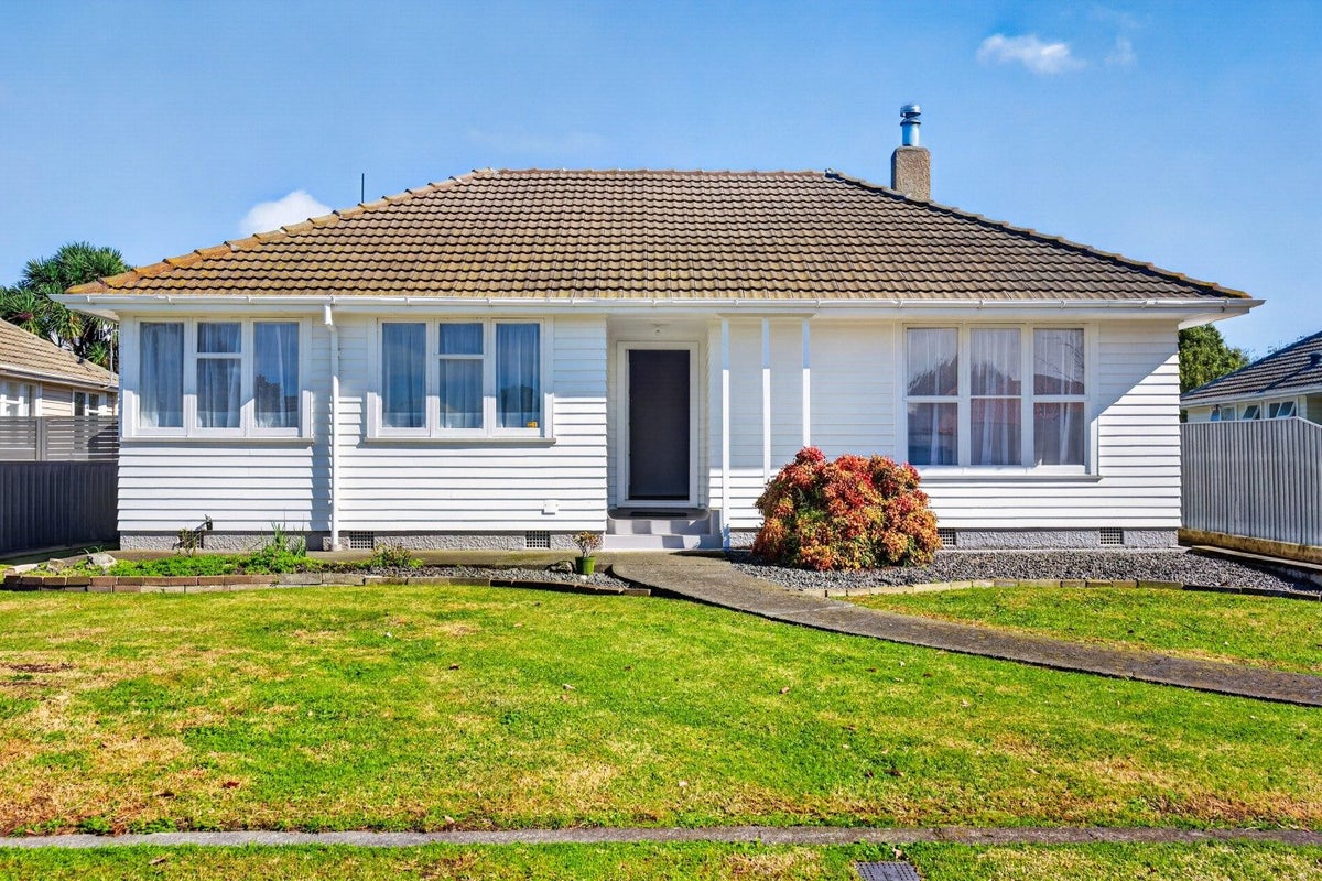 31 Williams Street, Marewa, Napier - Carousel 1