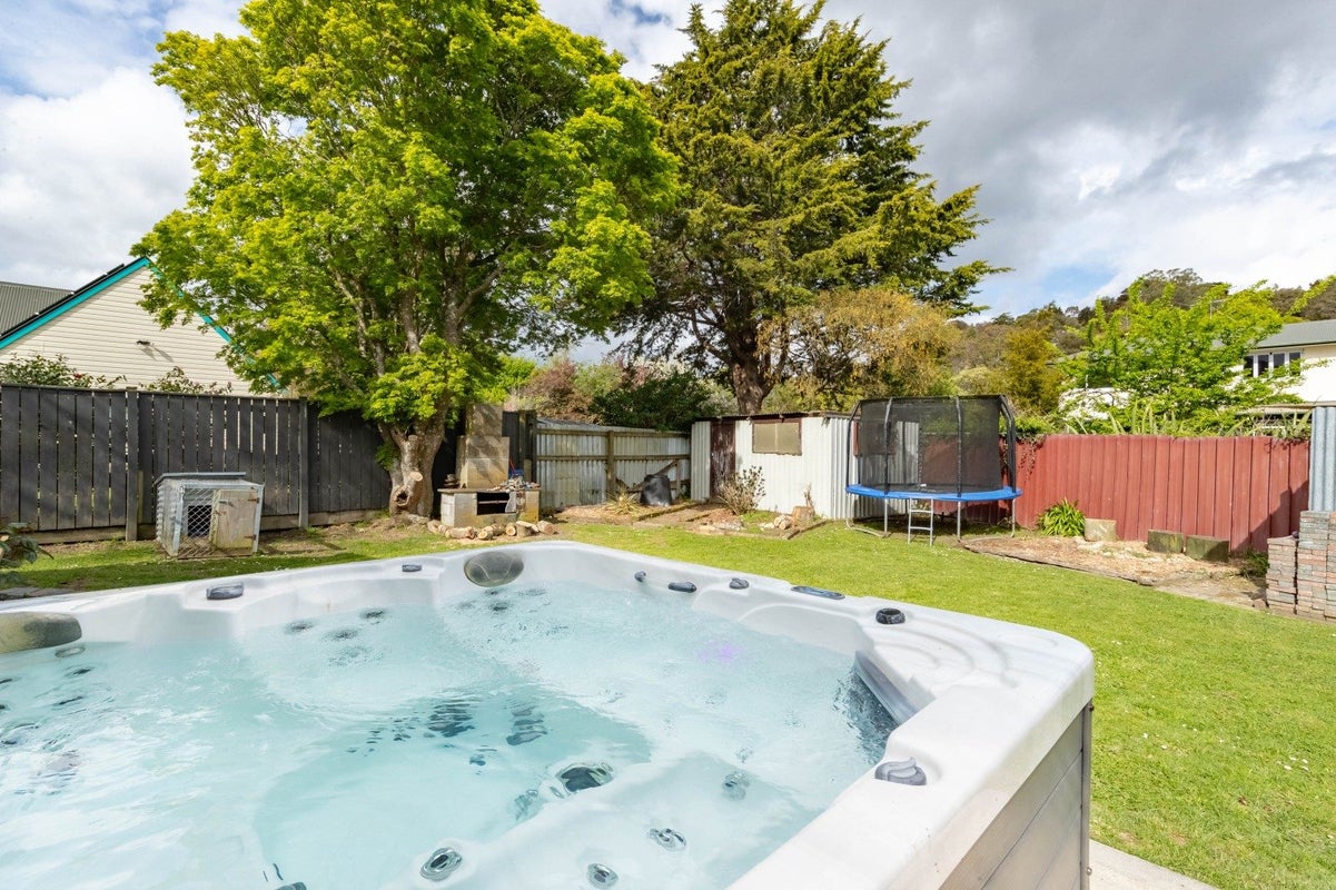 9A Heretaunga Square, Silverstream, Upper Hutt - Carousel 2