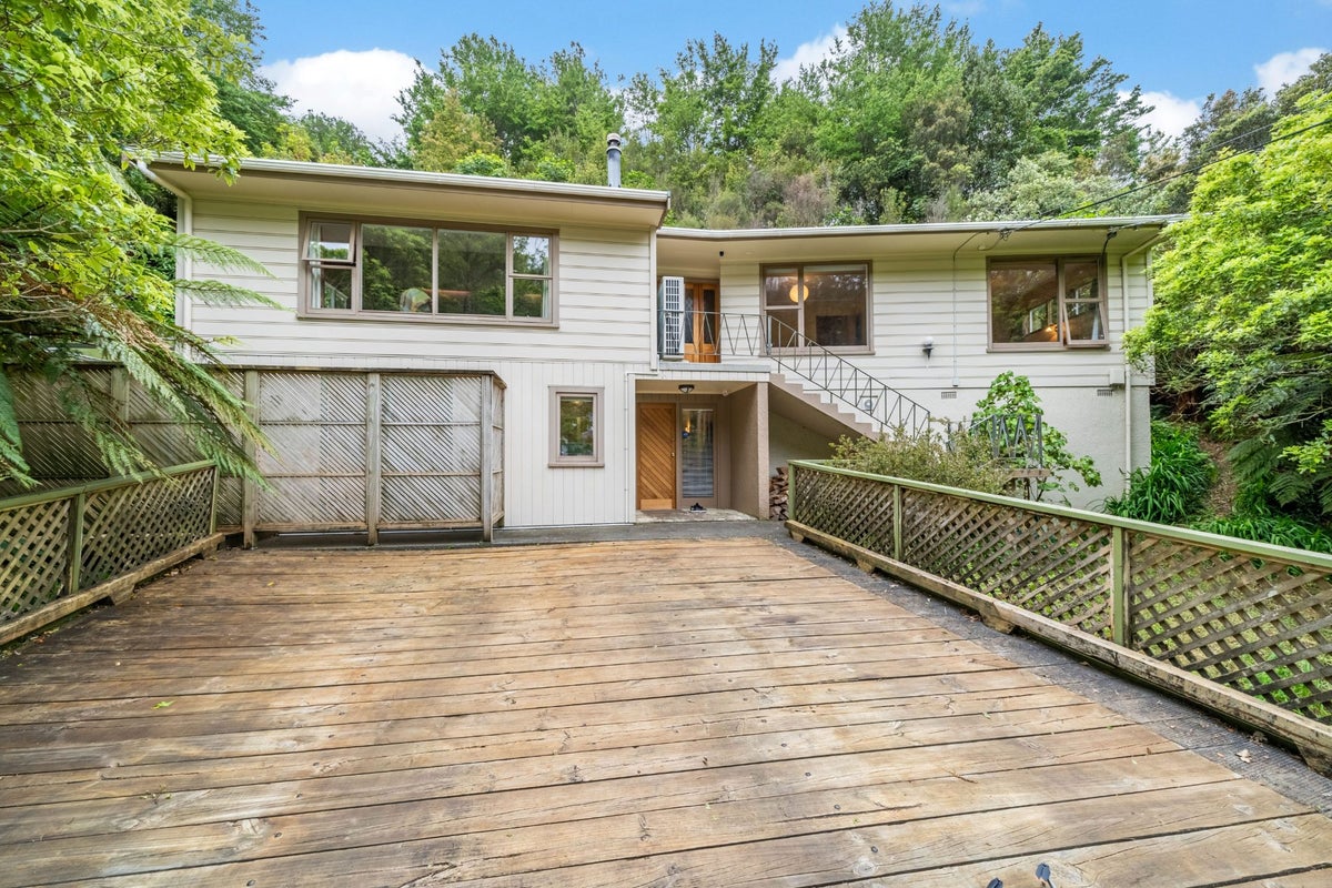 80 Raukawa Street, Stokes Valley, Lower Hutt - Carousel 1