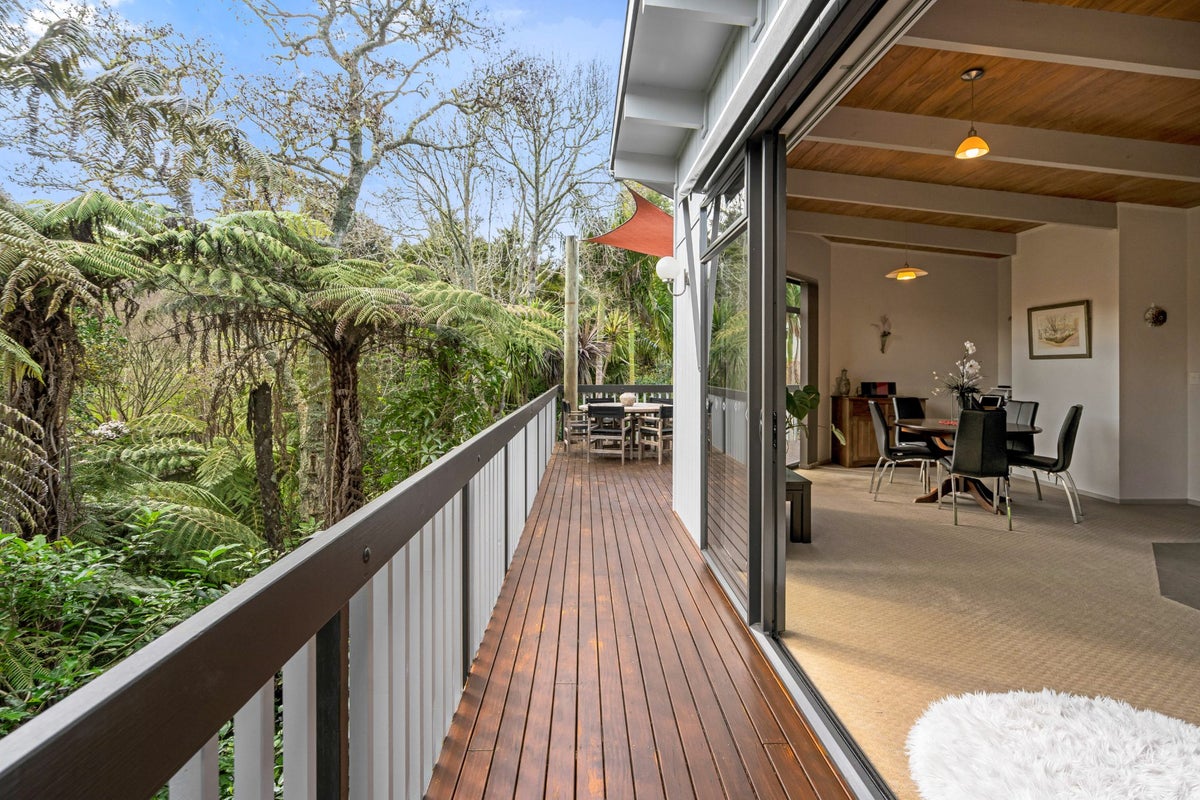 35 Harbour View Road, Onerahi, Whangarei - Carousel 1