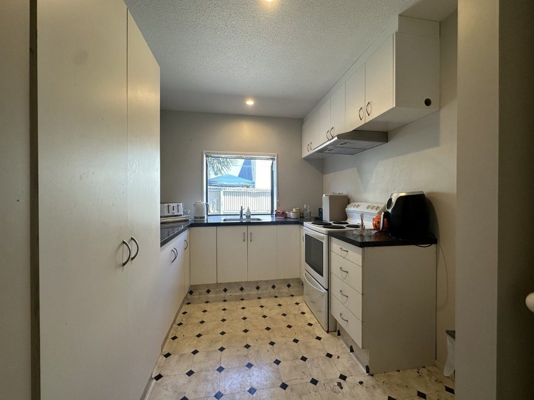 6/34 Somerset Crescent, Spreydon, Christchurch - Carousel 2