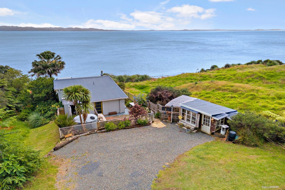 244 Big Bay Road, Manukau Heads, Awhitu - Carousel 1