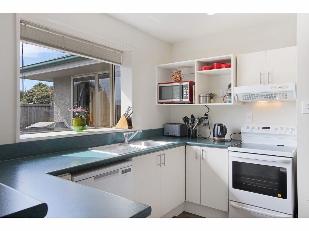 31A Branston Street, Hornby, Christchurch - Carousel 2