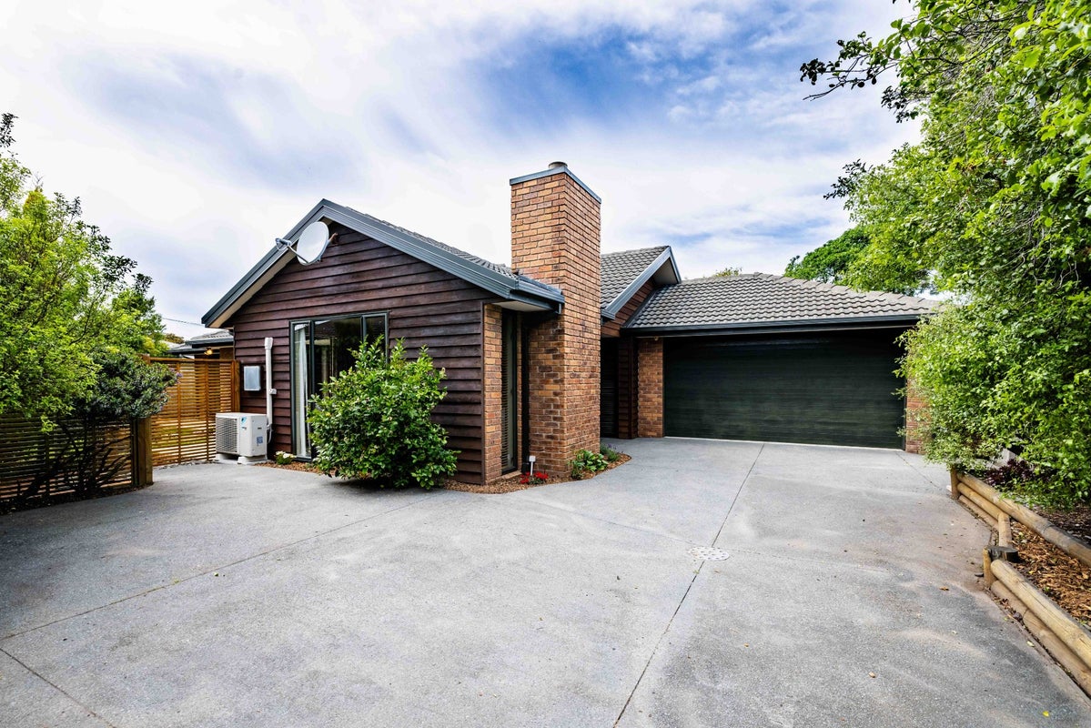 35 Bridge Street, New Brighton, Christchurch - Carousel 1