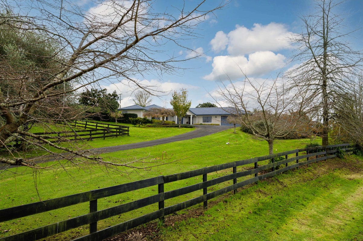 37 Hereford Drive, Horsham Downs - Carousel 24