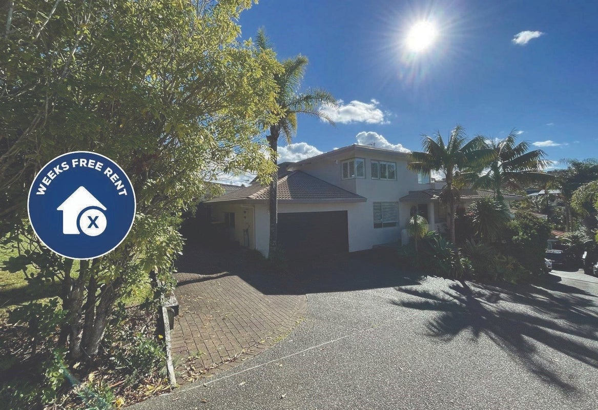 1/464 Beach Road, Murrays Bay, Auckland - Carousel 1