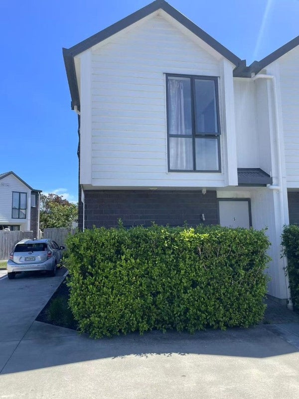 5/12 Frostbite Place, Ranui, Auckland - Carousel 2