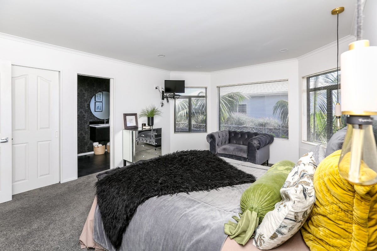 24 Sackville Street, Fitzroy, New Plymouth - Carousel 20