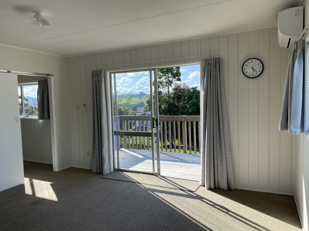 9 Foster Crescent, Snells Beach, Snells Beach - Carousel 2