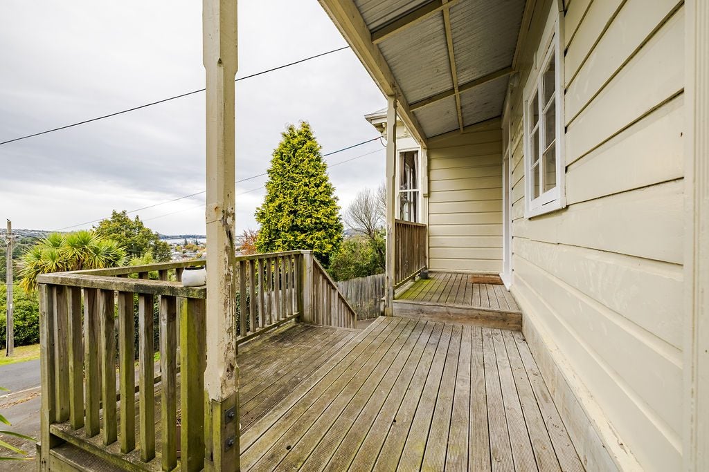 5 Ramsay Street, Dalmore, Dunedin - Carousel 1