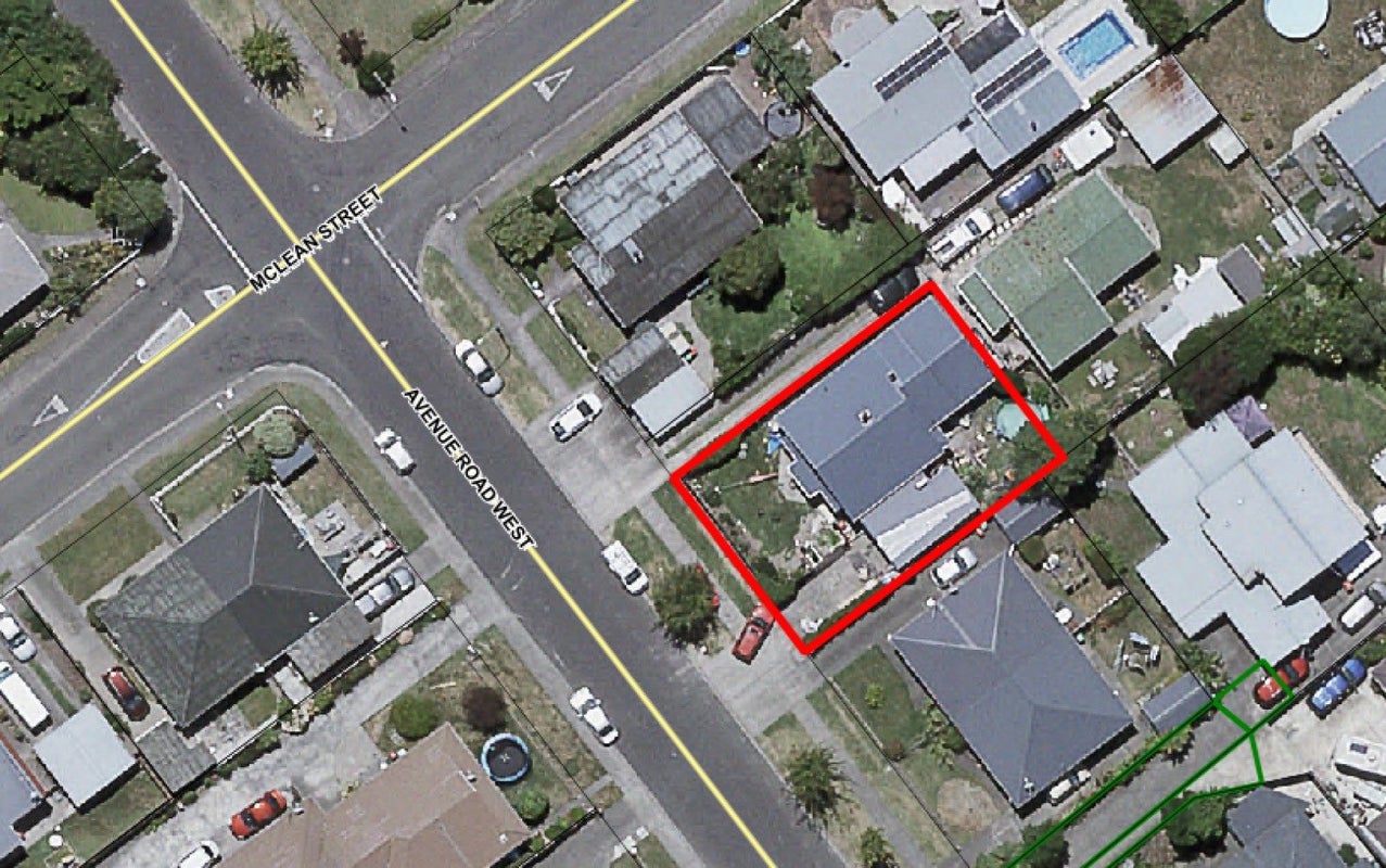621 Avenue Road West, Saint Leonards, Hastings - Carousel 15