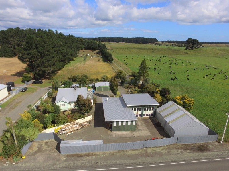 10 Te Awe Awe Road, Rangiotu, Palmerston North - Carousel 1