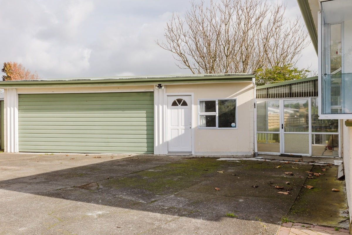 5 Panako Place, Awapuni, Palmerston North - Carousel 15
