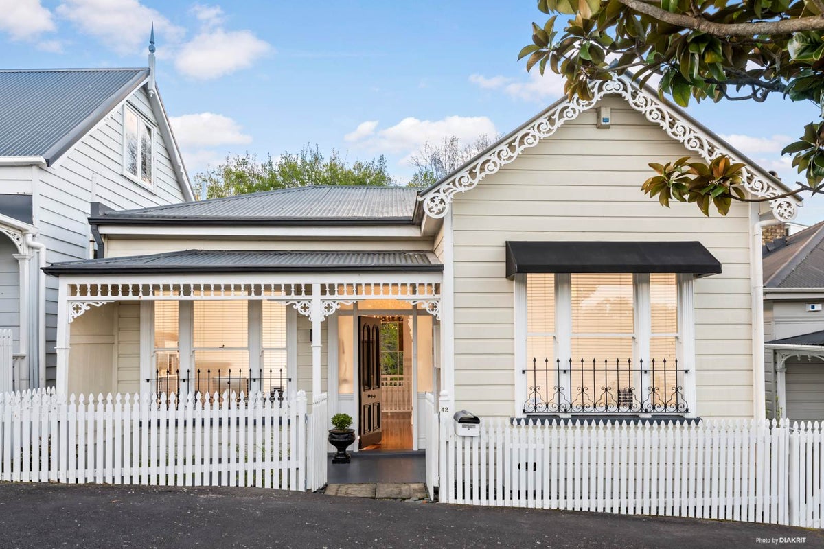 42 Anglesea Street, Freemans Bay, Auckland - Carousel 12