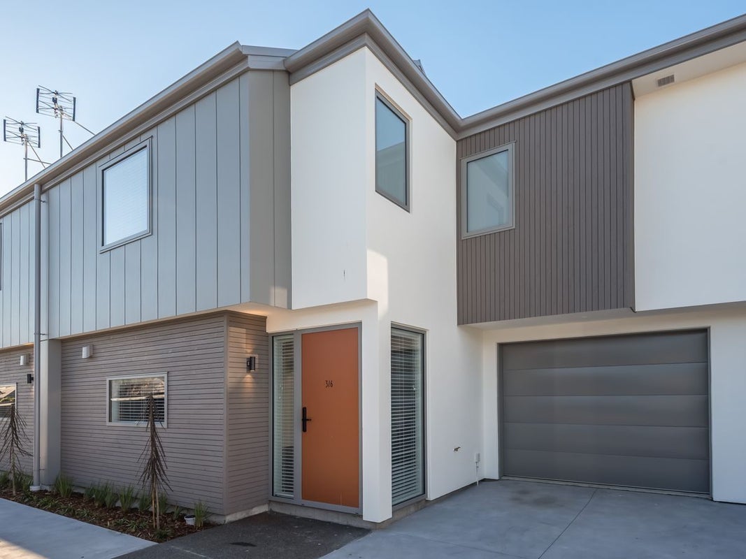 3/6 Strauss Place, Somerfield, Christchurch - Carousel 1