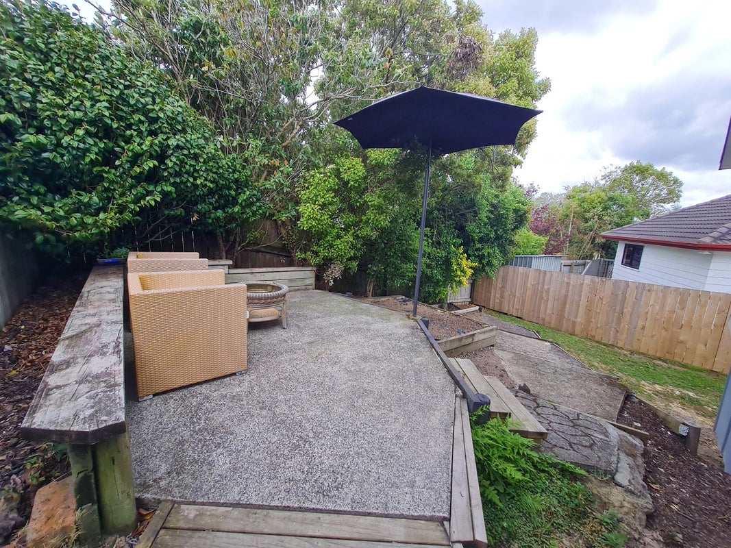 54A Meadowood Drive, Unsworth Heights, Auckland - Carousel 14