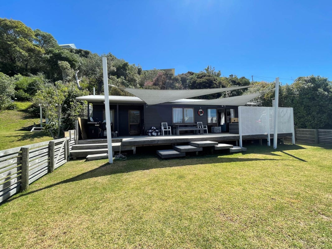 30 Lincoln Street, Mangawhai Heads, Mangawhai - Carousel 1