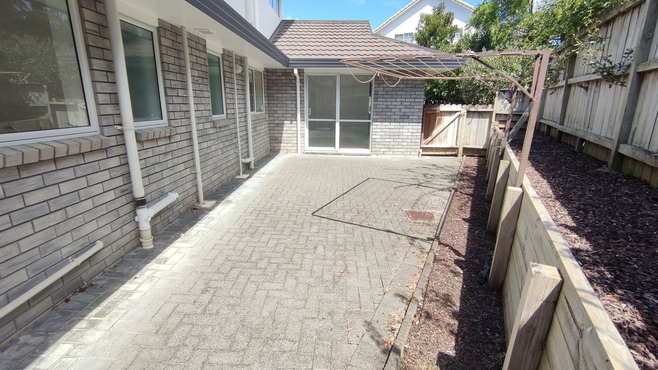 10 Covina Place, Somerville, Auckland - Carousel 7