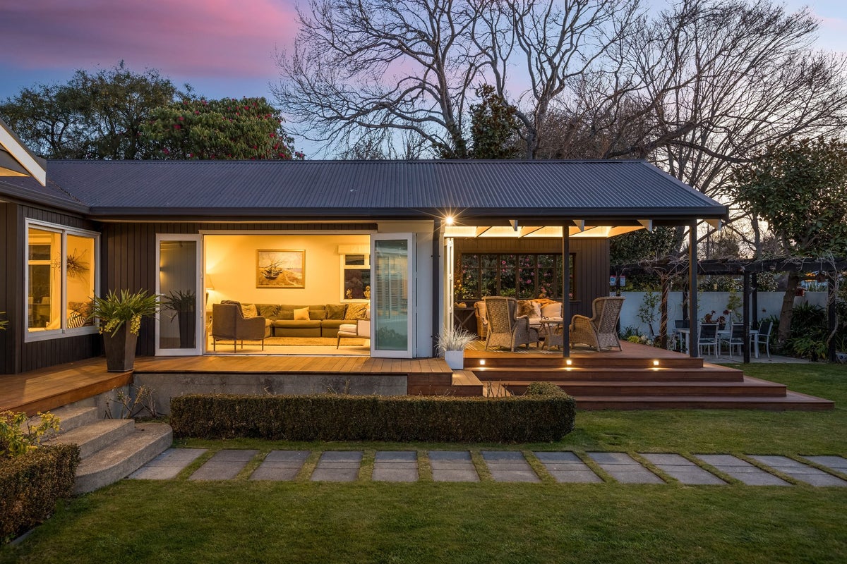 7 Ernlea Terrace, Cashmere, Christchurch - Carousel 2