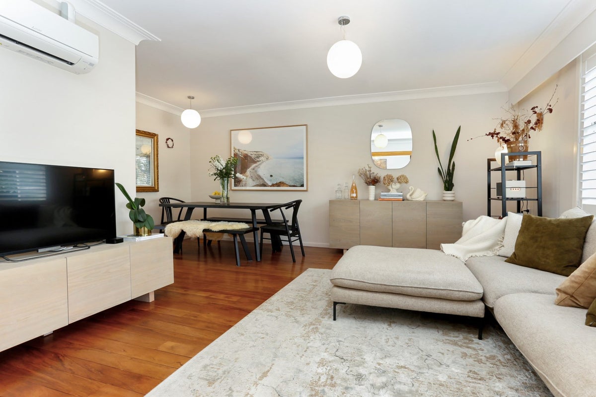 2/6 Ngauruhoe Street, Mount Eden, Auckland - Carousel 2
