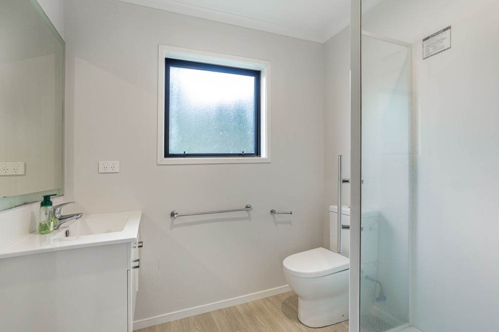 25 Verbena Road, Birkdale, Auckland - Carousel 12