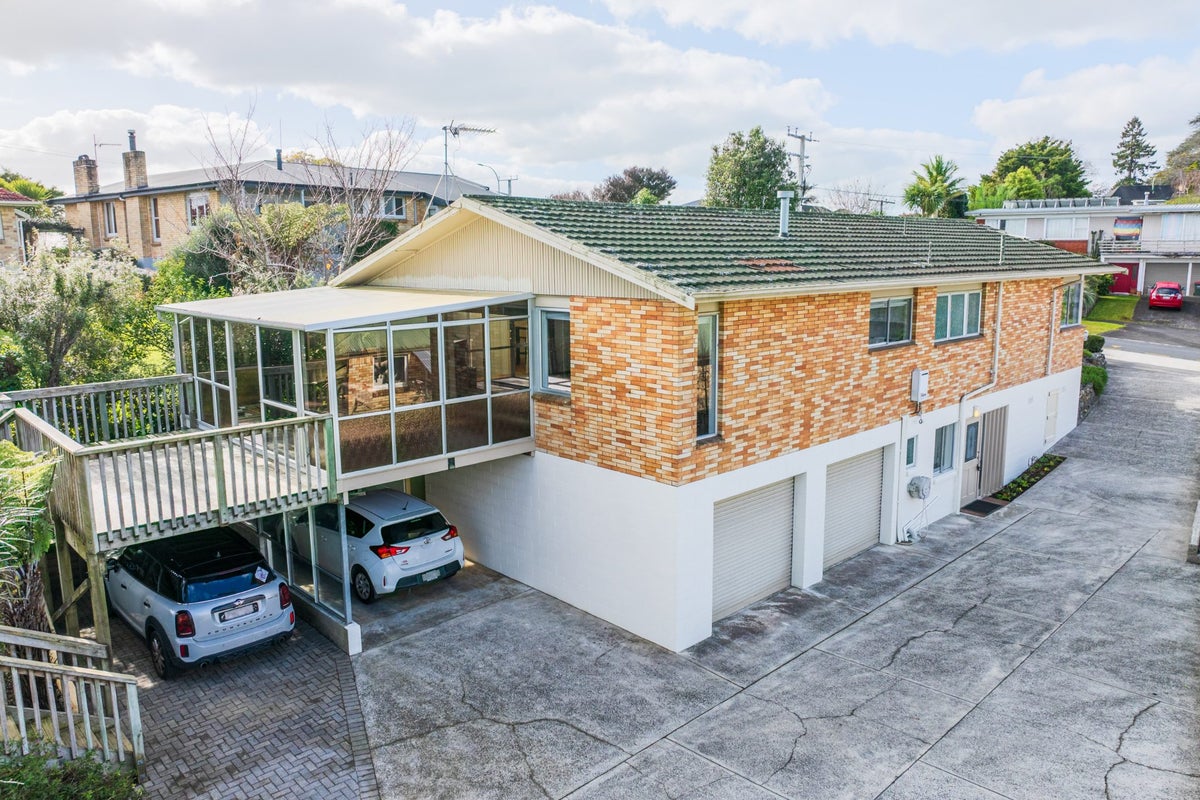 115 Howell Avenue, Riverlea, Hamilton - Carousel 1