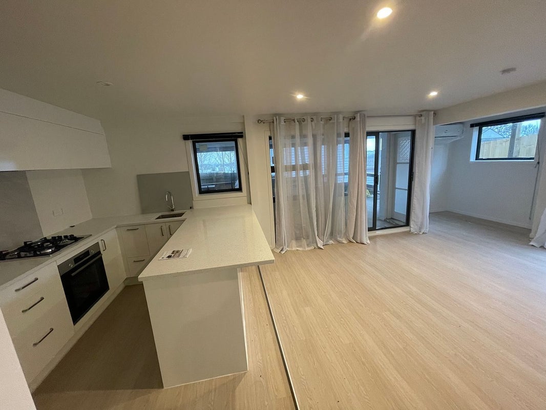 232A Sunset Road, Windsor Park, Auckland - Carousel 17