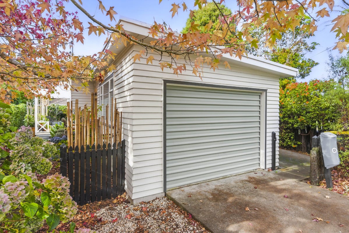 1/52 Matatua Road, Raumati Beach, Paraparaumu - Carousel 1