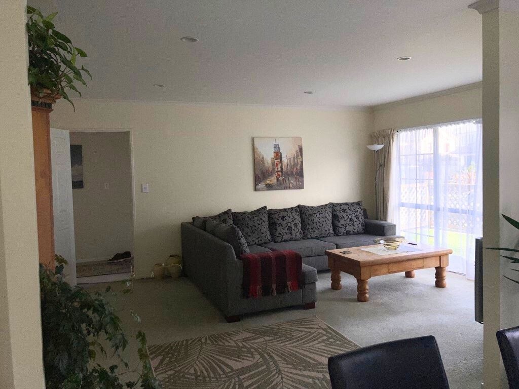 10 Amesbury Drive, Churton Park, Wellington - Carousel 2