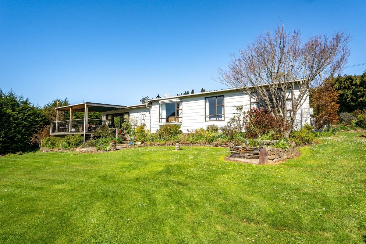 18 Troup Street, Oamaru - Carousel 2