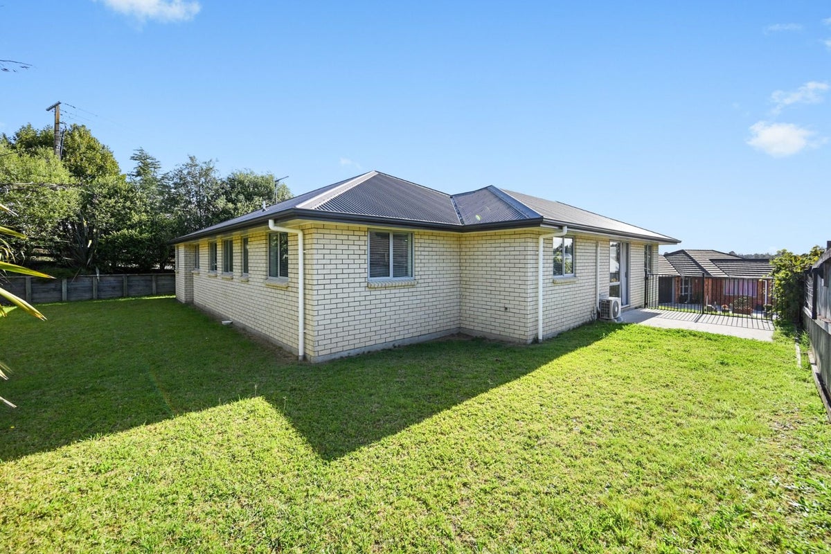 21A Alpers Ridge, Leamington, Cambridge - Carousel 12