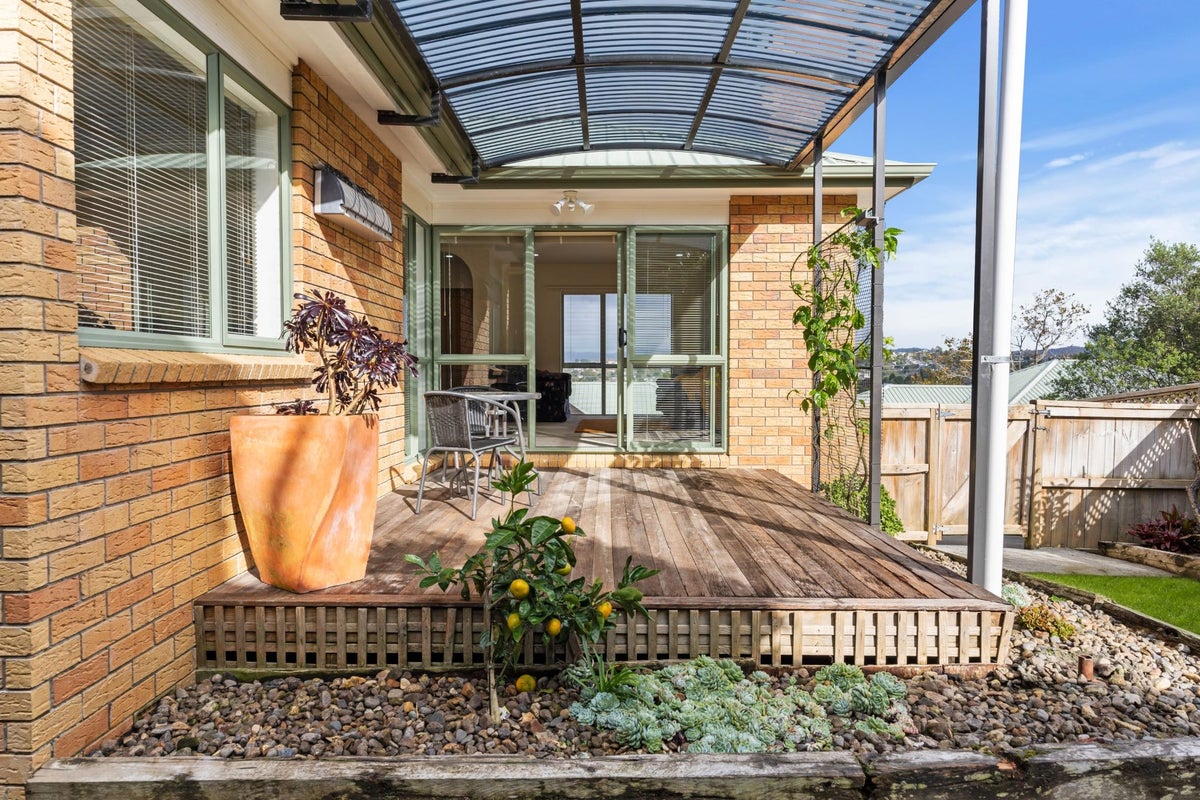 103A Royal Road, Massey, Auckland - Carousel 2
