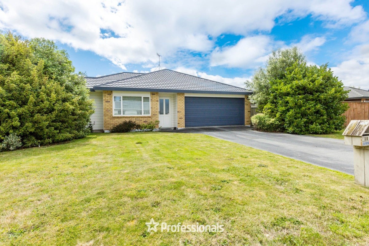 15 Messines Avenue, Trentham, Upper Hutt - Carousel 2