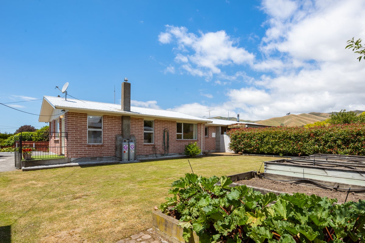 1 Alana Street, Witherlea, Blenheim - Carousel 2
