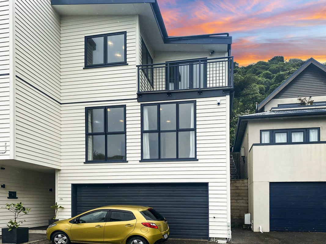 536 West Bank Road, Edgecumbe, Whakatane - Carousel 1