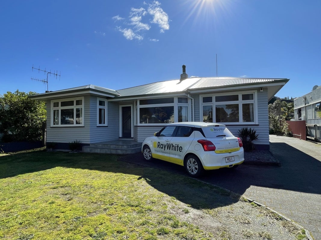 11 Sanders Avenue, Marewa, Napier - Carousel 1