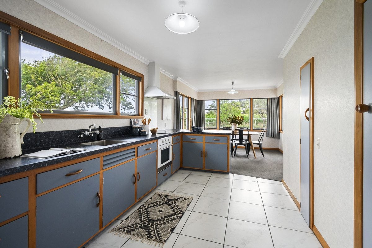 55 Hansens Line, Newbury, Feilding - Carousel 2