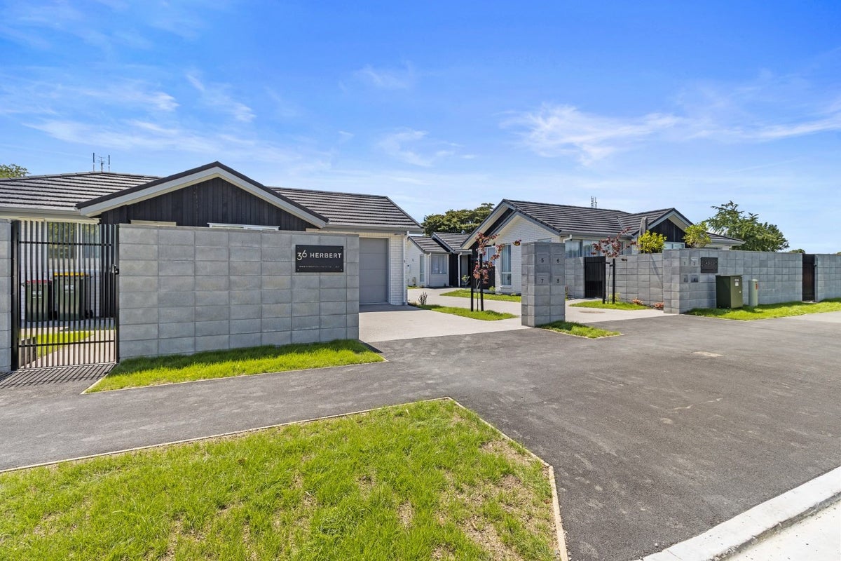 2/36 Herbert Road, Queenwood, Hamilton - Carousel 15