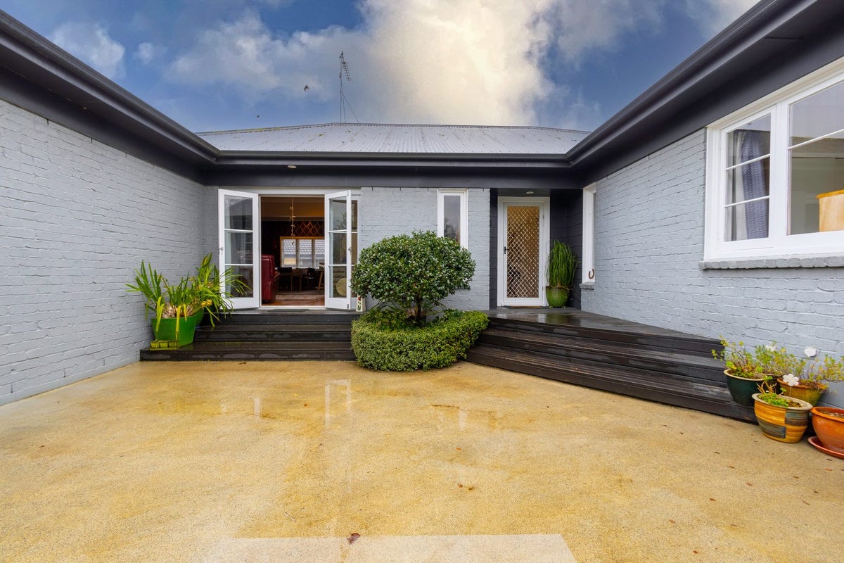 47 Raleigh Street, Leamington, Cambridge - Carousel 1