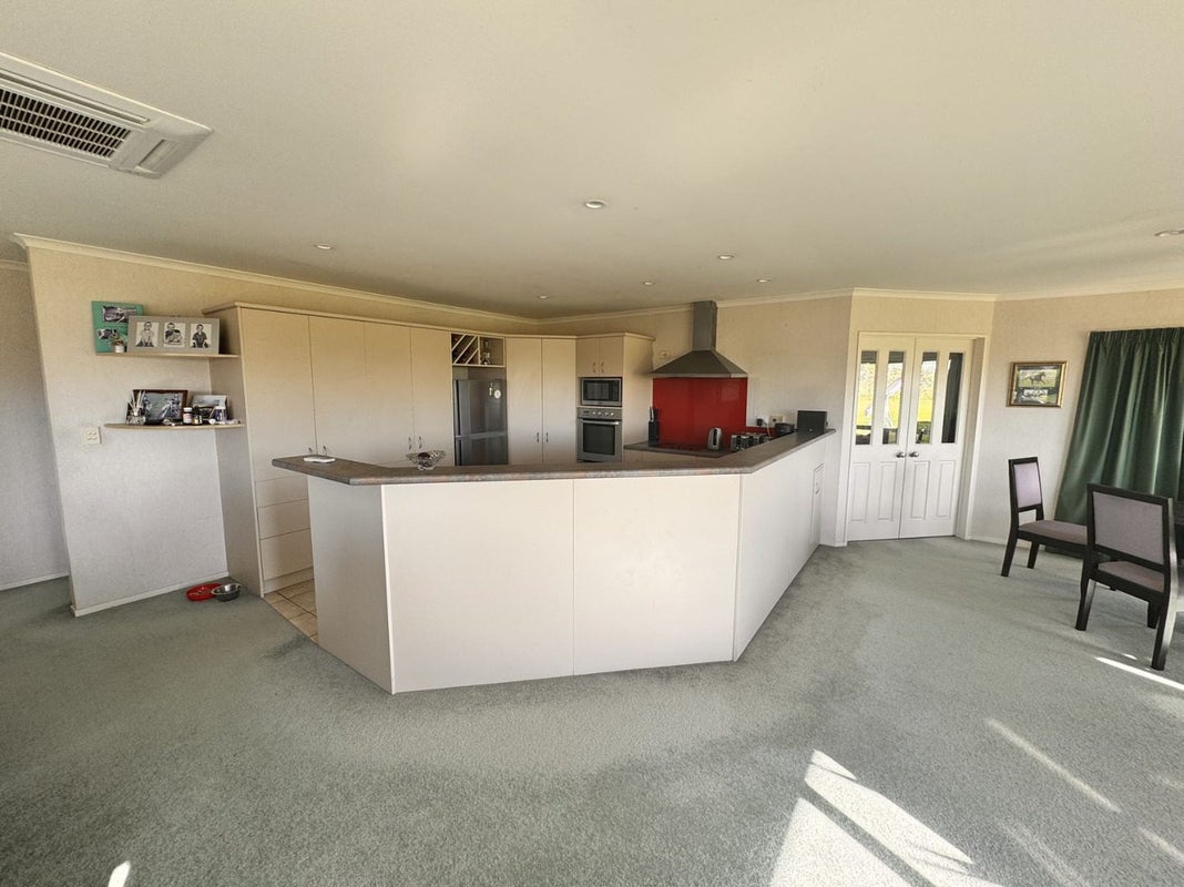 663 Karaka Road, Karaka, Papakura - Carousel 1
