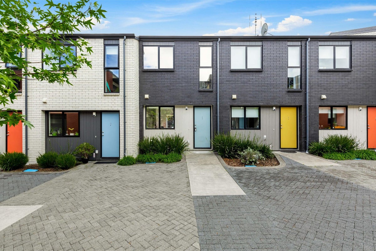 11 Kerewhenua Crescent, Hobsonville, Auckland - Carousel 1