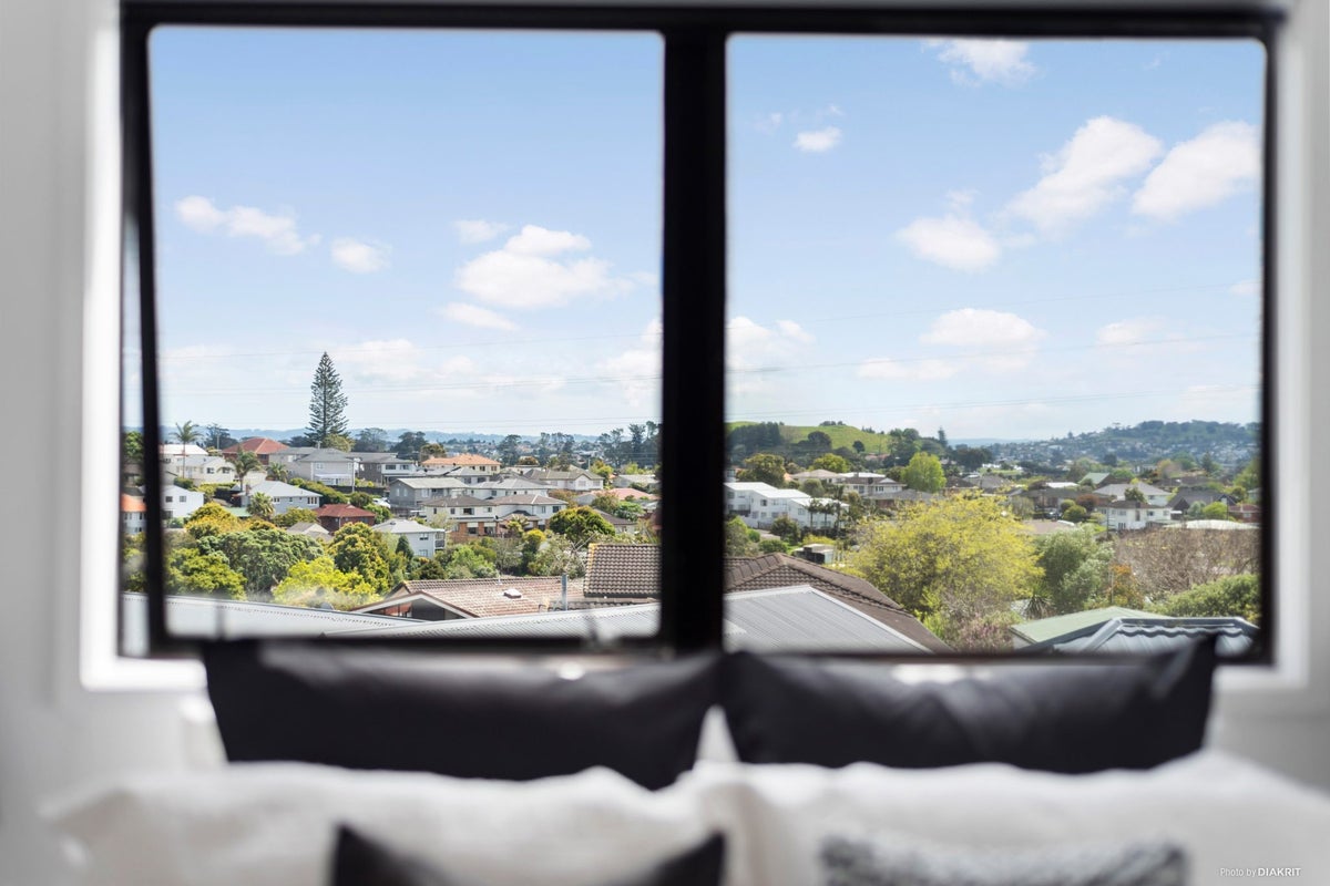 223A Hillsborough Road, Hillsborough, Auckland - Carousel 2