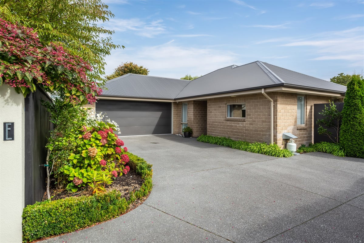 70E Jeffreys Road, Fendalton, Christchurch - Carousel 1