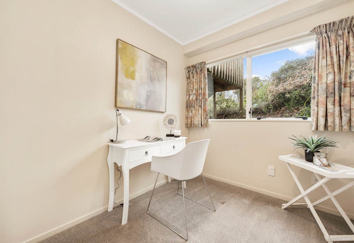 2/39 O'halloran Road, Howick, Auckland - Carousel 14