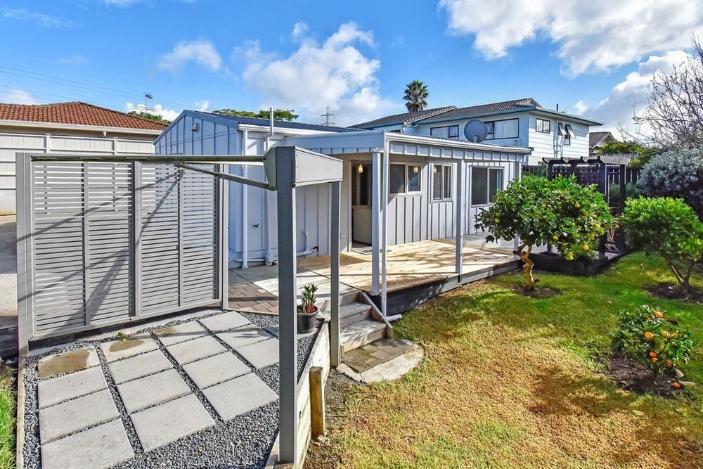 45A Barnhill Crescent, Pahurehure, Papakura - Carousel 1