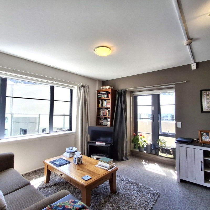 20/127 Molesworth Street, Thorndon, Wellington - Carousel 2